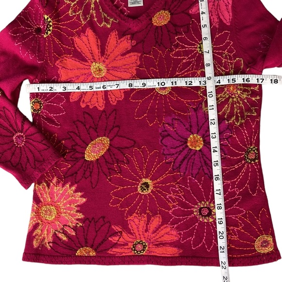 Vintage Magenta Pink Hand Embroidered Floral Knit Sweater - Picture 12 of 14